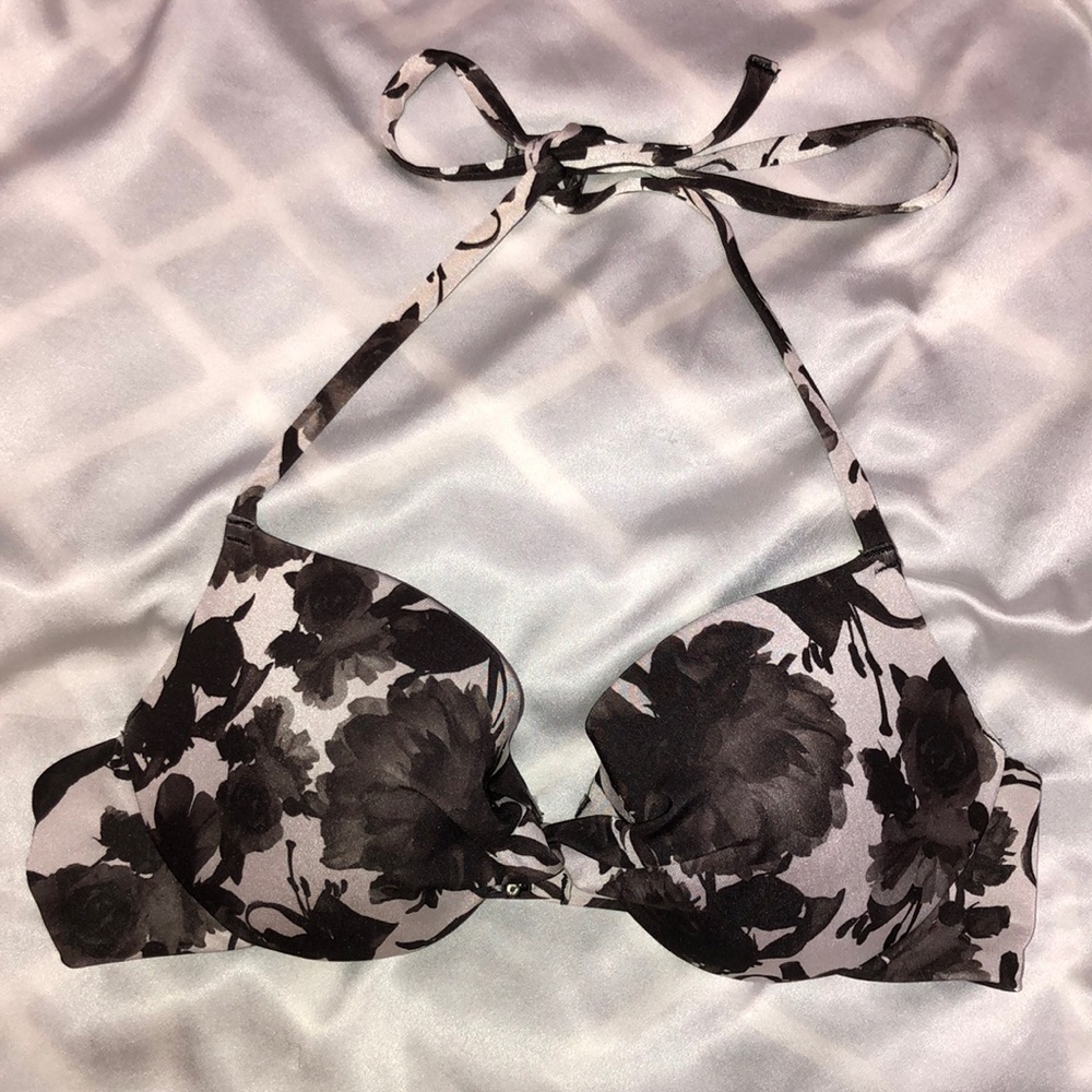 Classic Black & White Rose Top